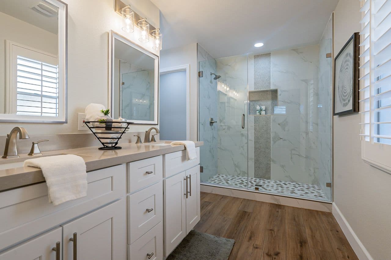 Main Bathroom